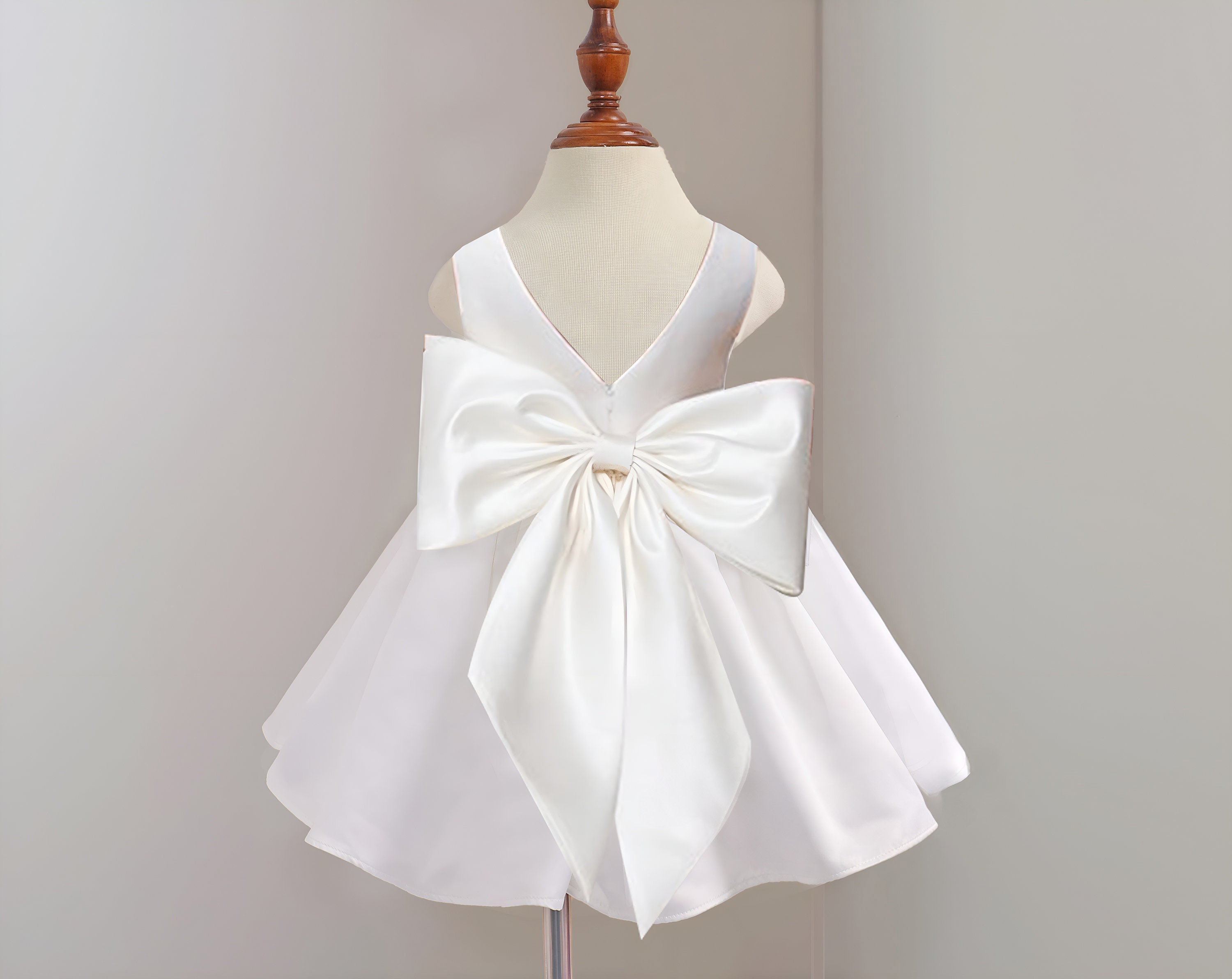 white high slit dress Lady Black Tie - Freya Gown - Off White - Off The Shoulder Stretch Spandex Dress