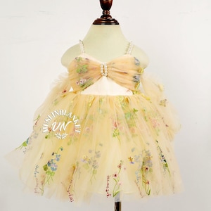 Robe de demoiselle d&#39;honneur rose poudré, perles florales, mariage romantique dans le jardin, robe brodée pastel, robe de fille de fleur bohème lilas, robe de princesse bohème