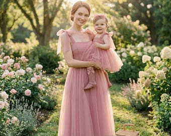 Mommy And Me Bow Dresses, Mommy And Me Matching Outfits, Mommy And Me Outfits, Mom Daughter Dress, Mommy And Me Gifts, Mother's Day Gift