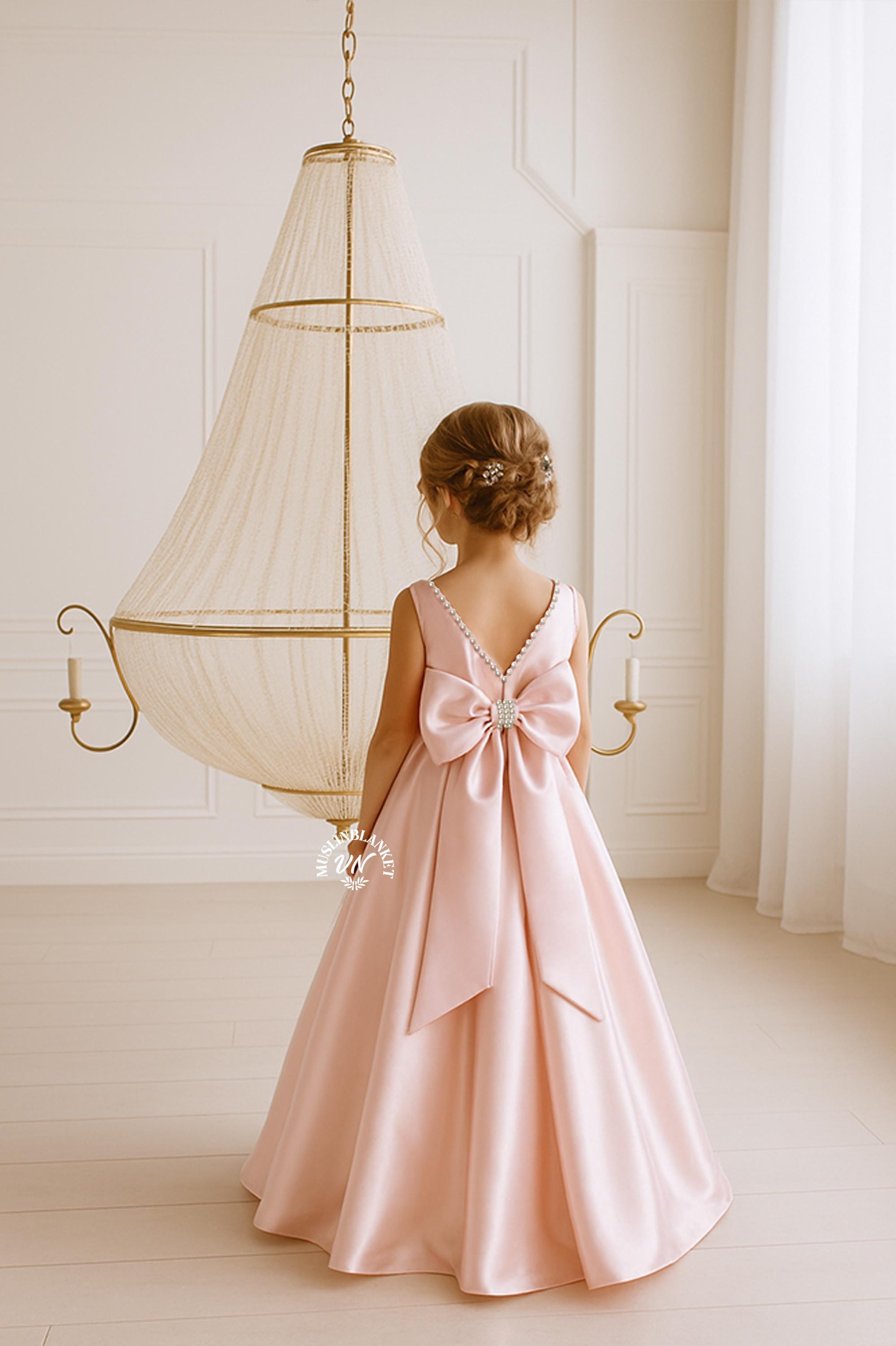 classic flower girl dresses Shop Elegant Lace Dress timeless look Classic Flower Girl Dress –