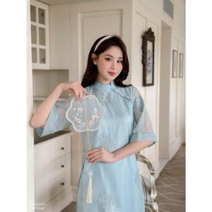 Set Ao Dai con ricamo in chiffon rosa pastello, blu e crema, Ao Dai vietnamita modernizzato e carino, Capodanno lunare, Ao Dai Tet, servizio fotografico di famiglia Tet