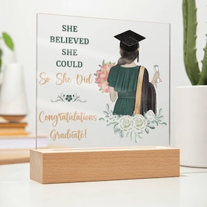 Sie glaubte Abschlussgeschenk für Tochter | Klasse 2024 College Abschluss | Custom Grad für Abitur | Geschenk zum Abschluss