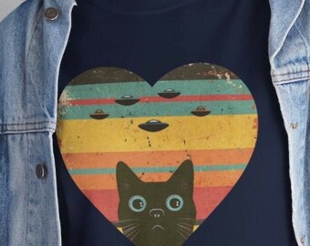 Funny Cat UFO Shirt, Surprised Cat Alien Selfie, Funny Cat UFO Meme, Unique Cat Design, Retro Cat UFO Shirt, Playful Cat Shirt