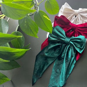 Oversized Velvet Hair Bow Clips for Women - Elegant Vintage-Style Bow Tie Hair Barrette, Fabric Solid Color Hair Accessory, New Year Festive