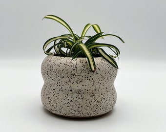 Speckled Ceramic Bubble Planter with Drainage Hole | White Cream Handmade Plant Pot | Modern Minimalist Home Decor | Indoor Gardening