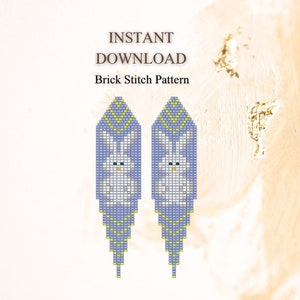 Könnte beinhalten: Ein digitales Muster für Perlenohrringe mit einem Hasendesign in Lila, Weiß und Grün. Das Muster heißt "Brick Stitch Pattern" und ist zum sofortigen Download verfügbar.