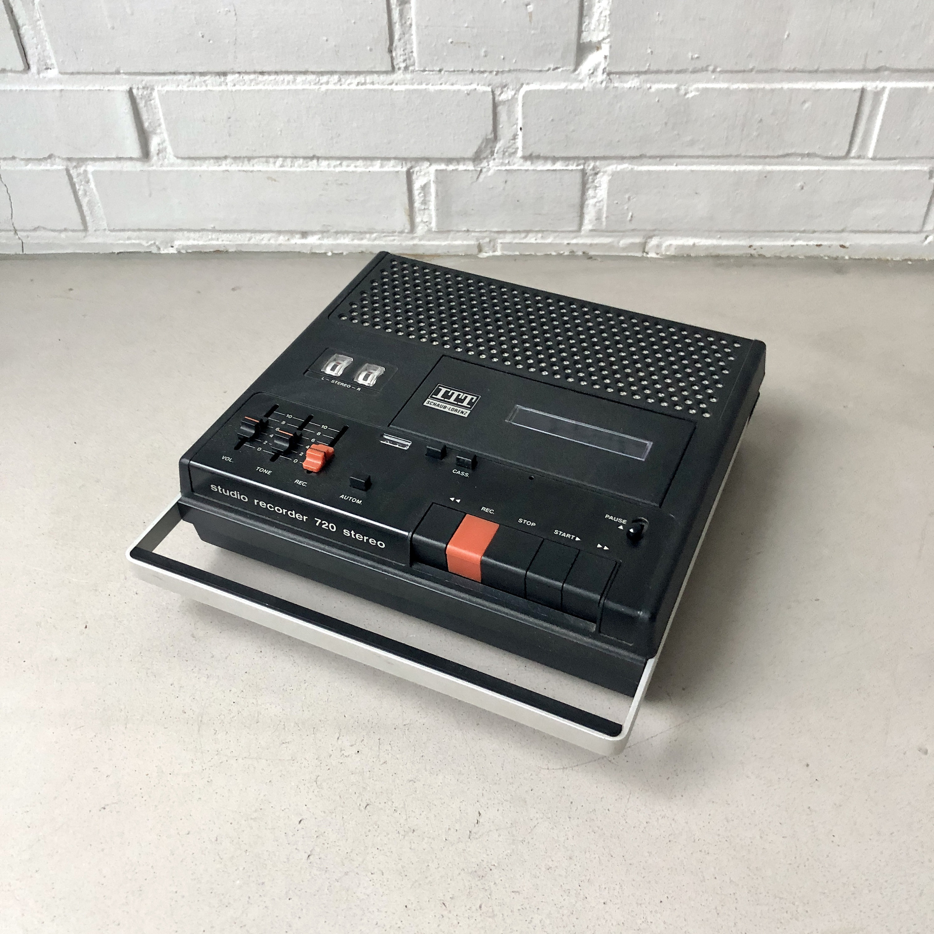 Magnétophone Cassette ITT Schaub Lorenz Stéréo HiFi - En Panne, à Réparer Ou Pour Pièces