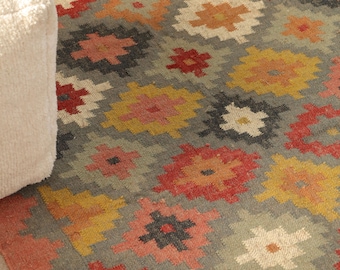 Handwoven Wool Jute Kilim Rug, Traditional Indian Design