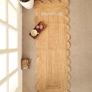 Tapis de passage tressé à la main en jute naturel et coquille Saint-Jacques avec bordure jaune, tapis de passage en jute, tapis de couloir