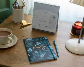 Agenda diaria Busy B 2027 - Estampado floral en tonos carbón