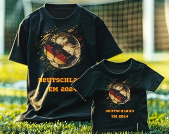 T-Shirt Baby Shirt Deutschland Euro 2024 Europameisterschaft Fussball EM 2024 Ball Deutsche Flagge Papa und Kind Set Sport Shirt Vintage