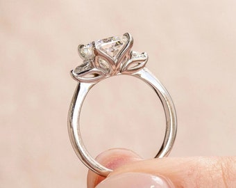 Three Stone Wedding Ring Anniversary Gift  2.5 CT Cushion Cut Moissanite Engagement Ring 14K White Gold Anniversary Ring Ring For Womens