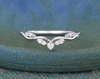 Delicata fede nuziale Art Déco abbinata, anello di fidanzamento, anello di fidanzamento curvo in oro bianco con moissanite, fede nuziale con diamanti, anello per anniversario