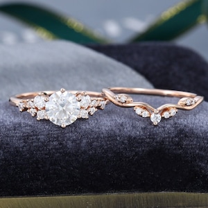 Moissanite Engagement Ring Set 14K Rose Gold Wedding Ring Set Vintage Unique Bridal Set Diamond Wedding Curved Anniversary Promise Ring Gift