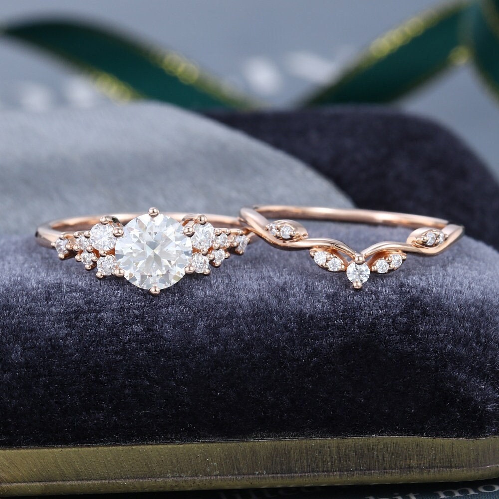 Moissanite Engagement Ring Set 14K Rose Gold Wedding Ring Set Vintage Unique Bridal Set Diamond Wedding Curved Anniversary Promise Ring Gift