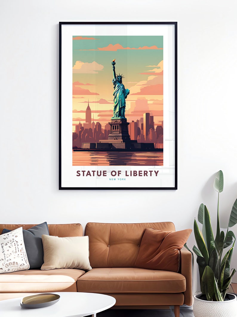 Enhance your interior decor with this Statue of Liberty print and bring a piece of American history and culture into your home.