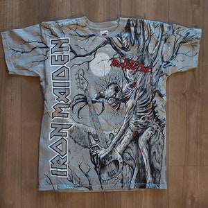 IRON MAIDEN Fear of the Dark modified signature guitar full print Rare Vintage Shirt from the 90&#39;s - 63cm x 51cm - Original T shirt - M -