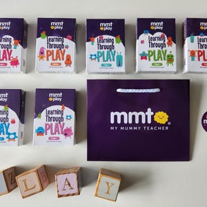Paquete de aprendizaje a través del juego: el conjunto completo, de MMT Play, entrega gratuita en el Reino Unido, hitos del desarrollo de 0 a 8 años, EYFS, plan de estudios