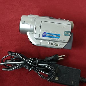 Video camera Sony DCR-DVD405E, working video camera