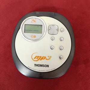 vintage mp3 player Thomson PDP-2060, working disc player