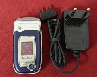 retro phone Sony Ericsson, work phone, vintage phone