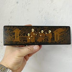 vintage Japanese pencil case,
