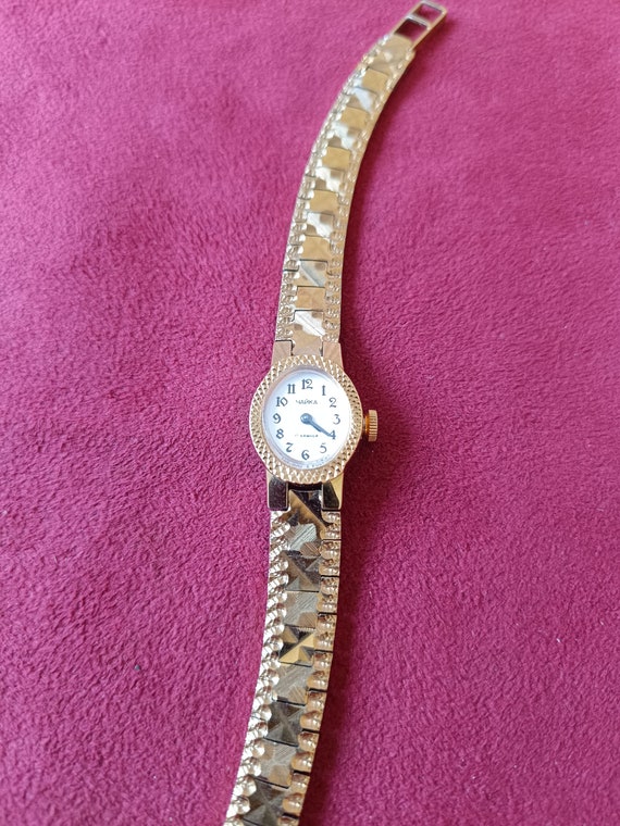 Vintage Wrist Watch"Chaika"(Gull), Women Mechanica