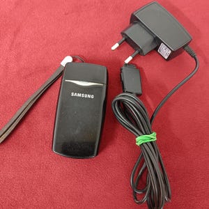 Retro phone Samsung phone, vintage phone, work phone