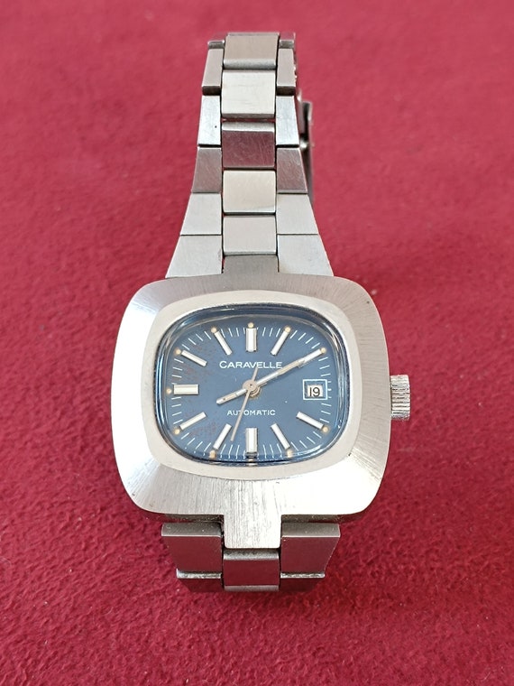 Montre Caravelle, montre-bracelet pour femme Caravelle, montre de