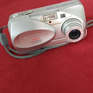 Digital camera Olympus Camedia С-350 Zoom, working digital camera