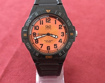 Q&q stainless steel back water resistant 10 bar new arrivals