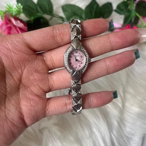 Pink mother of Pearl face watch