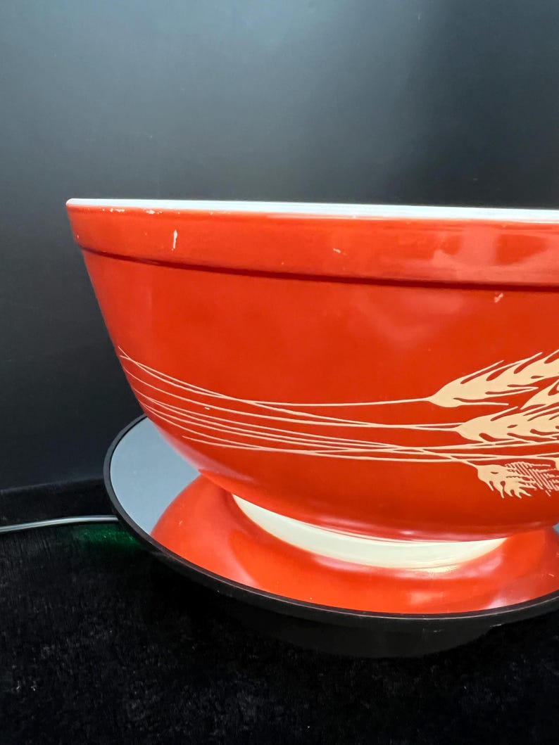 Pyrex Autumn Harvest Wheat. Mixing Bowls Pattern 402 (1.5qt) and 403 (2 ...