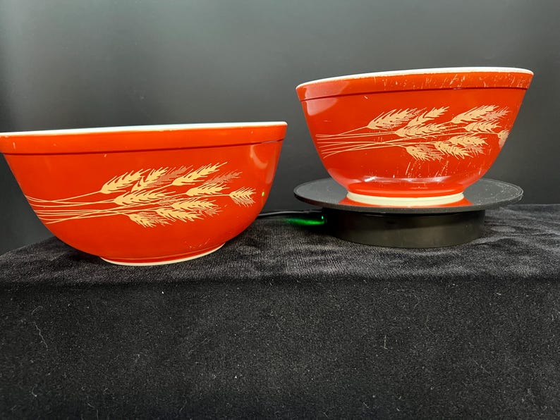 Pyrex Autumn Harvest Wheat. Mixing Bowls Pattern 402 (1.5qt) and 403 (2 ...
