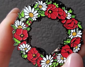 Daisy & Poppy Wreath Pin, Wildflower Lapel Enamel Pin, Cute Floral Pin, Gift for Flower Lovers, Unique Gift for Nature Lovers