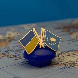 Ukraine Kazakhstan Flag Badge Pin, Friendship Flag Lapel Pin, Country Flags Brooch, Collectible Travel Souvenir, Enamel Flag Pin Gift