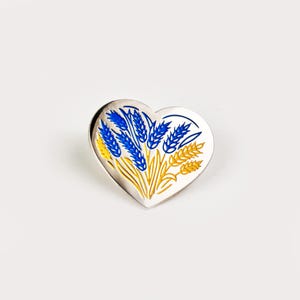 Weizen Ohren Emaille Pin, Silberfarbe Revers Pin Support Ukraine, handgemachte Herz Abzeichen made in der Ukraine, Vaterländische Pins, Blaue und Gelbe Pin