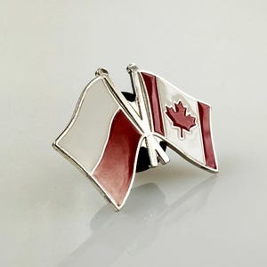 Poland and Canada Flag Pin, Dual Flags Badge, Polish Canadian Friendship Gift, Travel Souvenir, Gift for diplomat Poland Canada