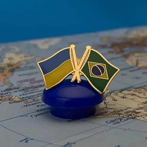Flag of Brazil and Flag of Ukraine Lapel Pin, Friendship Double Flags, Badges with Flags, Patriotic Gift, Gift for Collectors