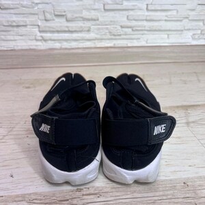 Vintage 2005 Nike Air Rift Sneakers – US 10 – Made in Indonesia – Rare Collector’s Pair image 6
