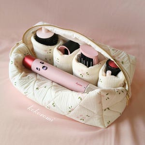 Airwrap Travel Bag, Cute Dyson Organizer Pouch, Airstrait Floral Coquette Quilted Shark Hair Tools Bags, Cottage Core Toiletry Case