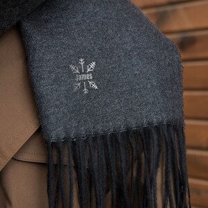 Écharpe personnalisée pour homme, cadeau fête des pères, écharpes personnalisées initiales, écharpe monogramme, écharpe d'hiver personnalisée, cadeau foulard personnalisé pour lui image 6