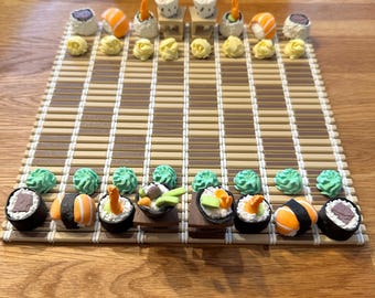 Sushi Chess Set in Bento Box - 3D Printed Gift for Chess - Sushi Lovers - With Bamboo Board - Detailed Pieces