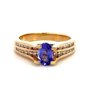 14KT Yellow Gold Tanzanite Diamond Ring - 0.46CTTW Diamond - 2.90DWT - Size 5.5 US