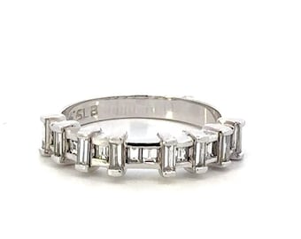 14KT White Gold Diamond Baguette Band - 0.25CTTW Diamond - 2.70DWT - Size 7.5 US