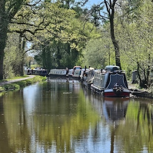 Tarjeta de felicitación en blanco con vista al canal en Goytre Wharf con sobre / Ecológica y biodegradable / Hecha a mano en el Reino Unido