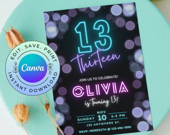 Puede incluir: Una invitación de cumpleaños de neón púrpura y azul con fondo negro y efecto brillante. La invitación dice "13 Trece" y "Olivia cumple 13!" con la fecha y hora de la fiesta.