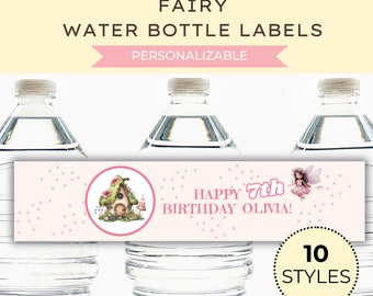 Peut inclure: Etiquettes de bouteille d'eau sur le thème des fées, roses et blanches, avec une fée, une maison et le texte "Happy 7th Birthday Olivia!"  10 styles sont disponibles.