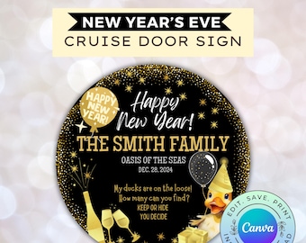 Puede incluir: Un letrero redondo negro y dorado con el texto "Happy New Year!" y "The Smith Family" con un pato que lleva un gorro de fiesta y sostiene una caja de regalo. El letrero también incluye el texto "Oasis of the Seas" y "Dec. 28, 2024".
