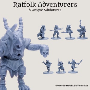 Könnte beinhalten: Acht unbemalte graue Plastikminiaturen von Ratfolk-Abenteurern. Die Miniaturen sind in verschiedenen Action-Posen dargestellt, darunter ein Ratfolk, das einen Schädel hält, ein Ratfolk mit einem Schwert und ein Ratfolk mit Pfeil und Bogen. Die Miniaturen stehen alle auf runden Sockeln. Der Text "Ratfolk Adventurers" und "8 Unique Miniatures" ist auf einem weißen Hintergrund über den Miniaturen gedruckt.